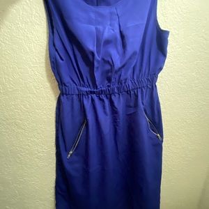 Blue dress w/pockets